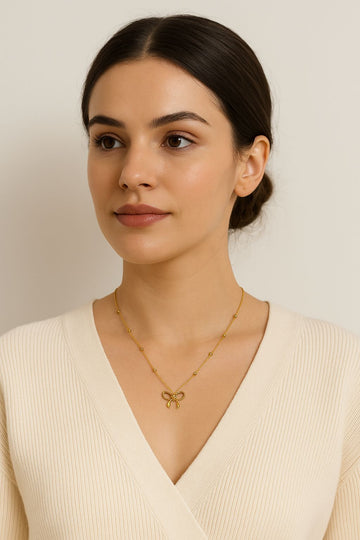 Bow Necklace