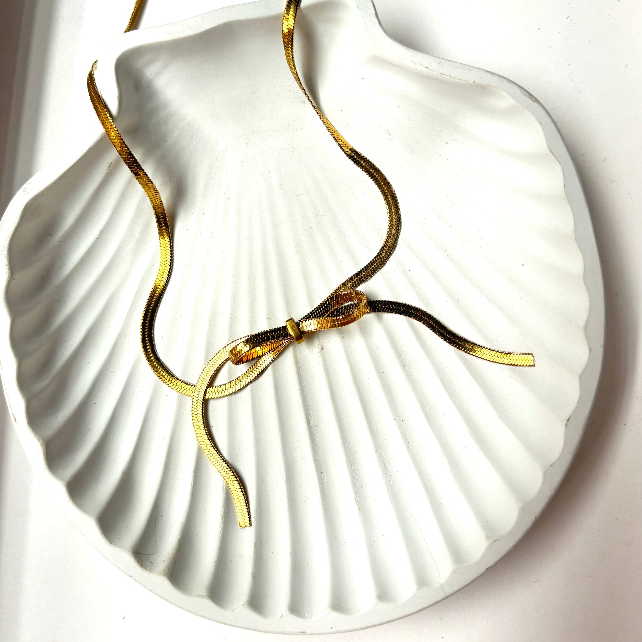 Golden Grace Bow Choker