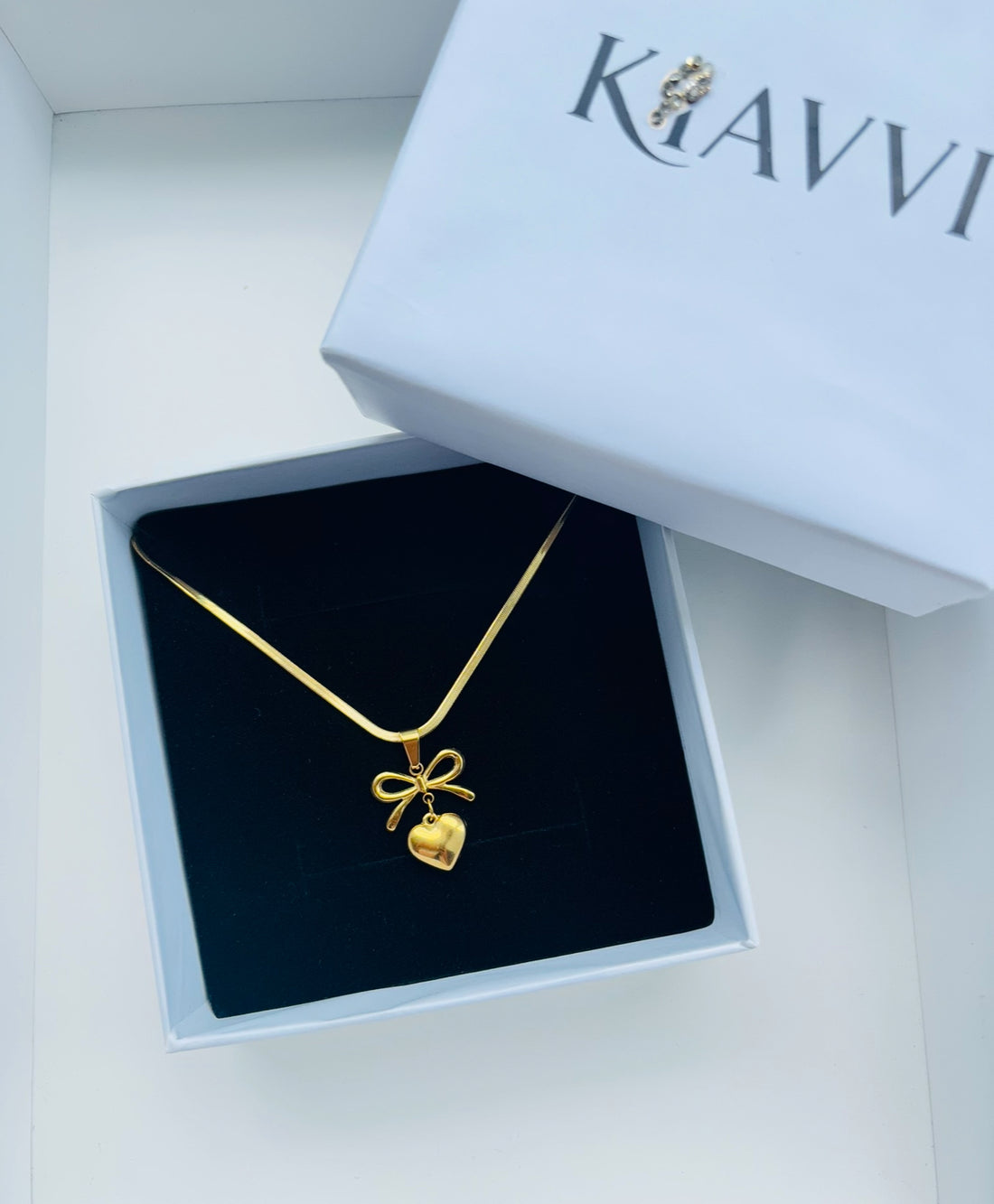 Heart-Bow Necklace